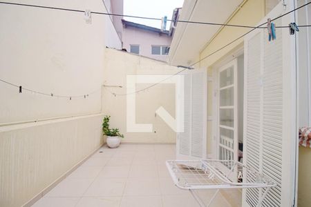 Casa à venda com 147m², 3 quartos e 2 vagas Casa à venda com 147m², 3 quartos e 2 vagasVaranda do Quarto 3