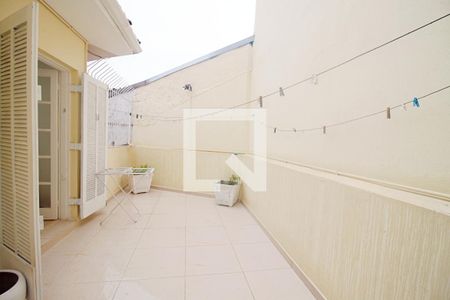 Casa à venda com 147m², 3 quartos e 2 vagas Casa à venda com 147m², 3 quartos e 2 vagasVaranda do Quarto 3