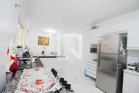 Casa à venda com 147m², 3 quartos e 2 vagas Casa à venda com 147m², 3 quartos e 2 vagasCozinha