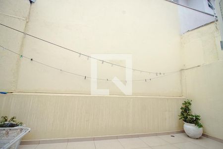Casa à venda com 147m², 3 quartos e 2 vagas Casa à venda com 147m², 3 quartos e 2 vagasVaranda do Quarto 3