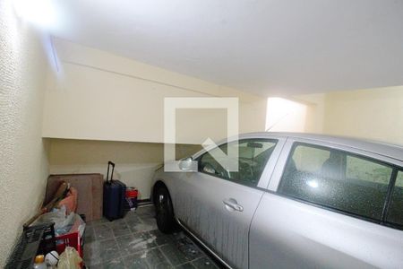 Casa à venda com 147m², 3 quartos e 2 vagas Casa à venda com 147m², 3 quartos e 2 vagasGaragem