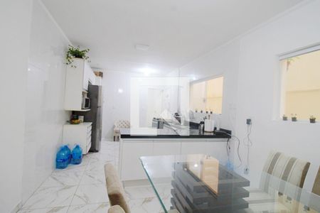 Casa à venda com 147m², 3 quartos e 2 vagas Casa à venda com 147m², 3 quartos e 2 vagasCozinha