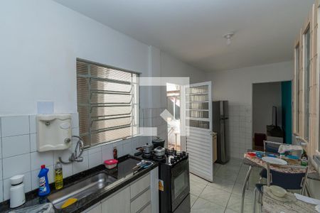 Apartamento à venda com 65m², 2 quartos e sem vagaCozinha