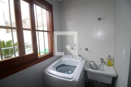 Casa à venda com 104m², 3 quartos e 2 vagasÁrea de Serviço