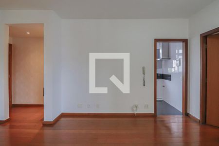 Sala  de apartamento para alugar com 2 quartos, 70m² em Savassi, Belo Horizonte