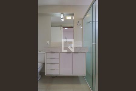 Apartamento para alugar com 70m², 2 quartos e 1 vagaBanheiro do Quarto 2 Suíte 