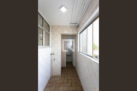 Apartamento à venda com 76m², 3 quartos e 1 vagaÁrea de Serviço