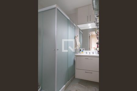 Apartamento à venda com 137m², 3 quartos e 2 vagas Apartamento à venda com 137m², 3 quartos e 2 vagasBanheiro da suíte