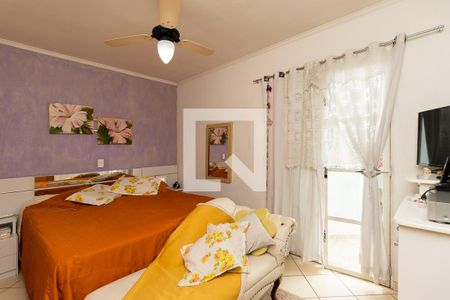 Casa à venda com 200m², 3 quartos e 2 vagasQuarto Suíte