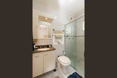 Casa à venda com 200m², 3 quartos e 2 vagasBanheiro da Suíte