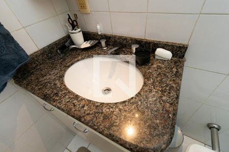 Casa à venda com 200m², 3 quartos e 2 vagasBanheiro da Suíte