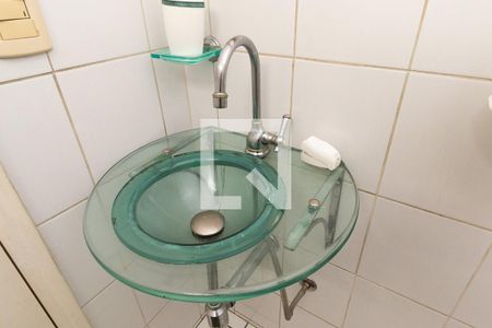 Casa à venda com 200m², 3 quartos e 2 vagasLavabo