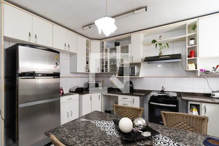 Casa à venda com 200m², 3 quartos e 2 vagasCozinha