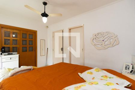 Casa à venda com 200m², 3 quartos e 2 vagasQuarto Suíte