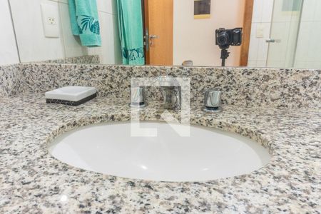 Apartamento para alugar com 70m², 2 quartos e 1 vagaBanheiro Social