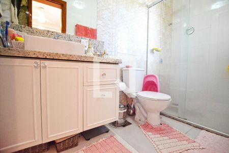 Casa à venda com 139m², 3 quartos e 1 vagaBanheiro da Suíte