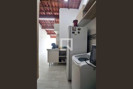 Apartamento à venda com 110m², 2 quartos e 2 vagasCozinha e Área de Serviço