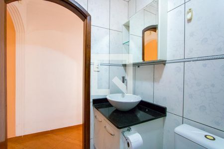 Casa à venda com 100m², 2 quartos e 2 vagasBanheiro