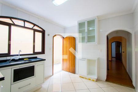 Casa à venda com 100m², 2 quartos e 2 vagasCozinha