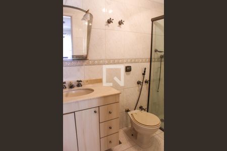 Apartamento à venda com 98m², 3 quartos e 2 vagas Apartamento à venda com 98m², 3 quartos e 2 vagasBanheiro da Suíte