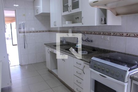 Apartamento à venda com 98m², 3 quartos e 2 vagas Apartamento à venda com 98m², 3 quartos e 2 vagasCozinha