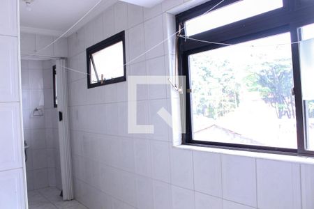 Apartamento à venda com 98m², 3 quartos e 2 vagas Apartamento à venda com 98m², 3 quartos e 2 vagasÁrea de Serviço