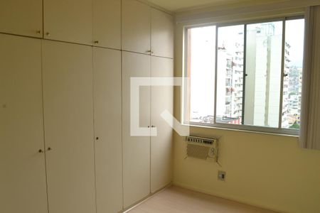 Apartamento à venda com 85m², 2 quartos e 1 vagaSuíte