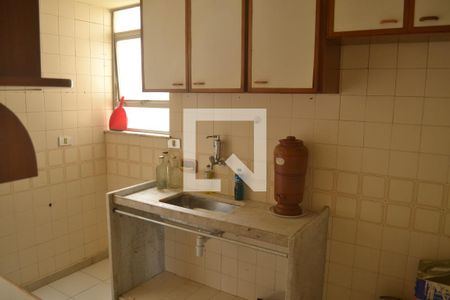 Apartamento à venda com 85m², 2 quartos e 1 vagaCozinha
