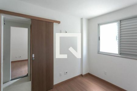 Apartamento à venda com 3 quartos, 77m² em Nova Floresta, Belo Horizonte