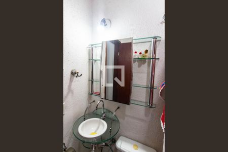 Casa para alugar com 80m², 2 quartos e 1 vaga Casa para alugar com 80m², 2 quartos e 1 vagaBanheiro