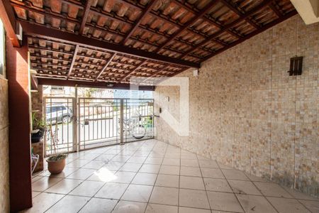 Garagem de casa para alugar com 2 quartos, 80m² em Centro, Nova Iguaçu