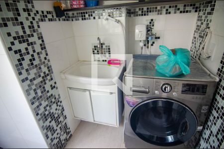 Apartamento à venda com 123m², 2 quartos e 1 vagaÁrea de Serviço