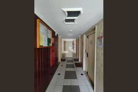 Hall de entrada de apartamento à venda com 2 quartos, 66m² em Jardim Santa Emília, São Paulo