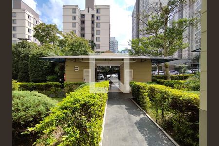 Portaria  de apartamento à venda com 2 quartos, 66m² em Jardim Santa Emília, São Paulo
