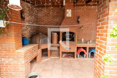 Casa à venda com 207m², 2 quartos e 2 vagas Casa à venda com 207m², 2 quartos e 2 vagasChurrasqueira