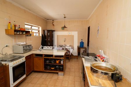 Casa à venda com 207m², 2 quartos e 2 vagas Casa à venda com 207m², 2 quartos e 2 vagasCozinha