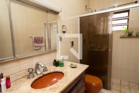 Casa à venda com 207m², 2 quartos e 2 vagas Casa à venda com 207m², 2 quartos e 2 vagasBanheiro Social