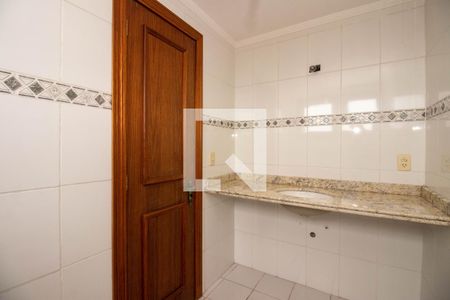 Apartamento para alugar com 240m², 3 quartos e sem vaga Apartamento para alugar com 240m², 3 quartos e sem vagaBanheiro da Suíte 3