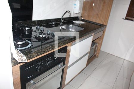Apartamento à venda com 53m², 2 quartos e 2 vagasCozinha