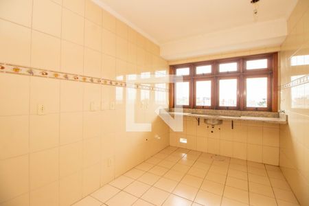 Apartamento para alugar com 240m², 3 quartos e sem vagaCozinha