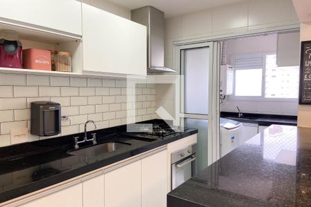 Apartamento para alugar com 109m², 3 quartos e 2 vagasCozinha e Área de Serviço