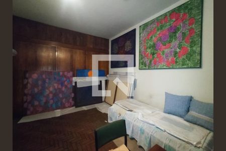 Casa à venda com 3 quartos, 240m² em Vila Monumento, São Paulo