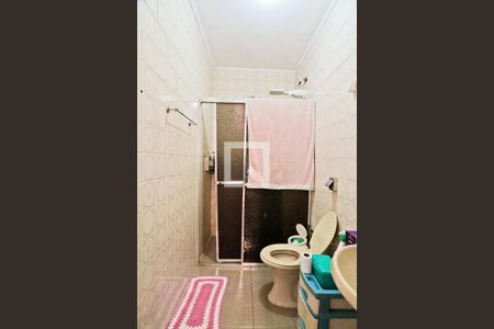 Casa à venda com 96m², 3 quartos e 4 vagas Casa à venda com 96m², 3 quartos e 4 vagasBanheiro