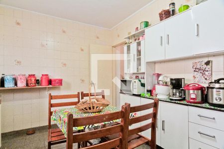 Casa à venda com 96m², 3 quartos e 4 vagas Casa à venda com 96m², 3 quartos e 4 vagasCozinha