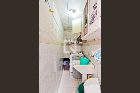 Casa à venda com 96m², 3 quartos e 4 vagas Casa à venda com 96m², 3 quartos e 4 vagasCasa 2 - área de serviço