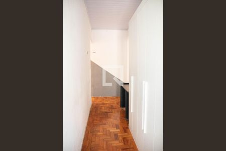 Closet de casa à venda com 2 quartos, 150m² em Vila Gustavo, São Paulo
