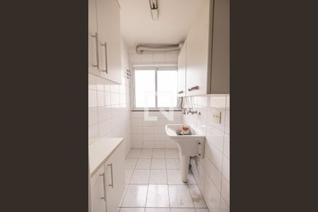 Apartamento à venda com 67m², 3 quartos e 2 vagas Apartamento à venda com 67m², 3 quartos e 2 vagasÁrea de Serviço