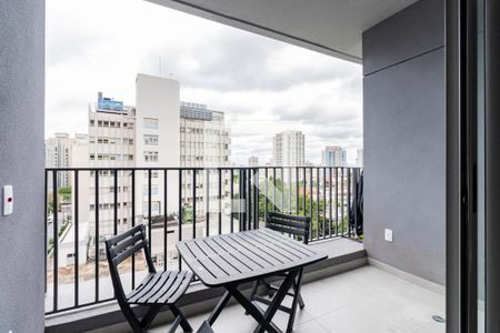 Varanda de kitnet/studio para alugar com 1 quarto, 27m² em Vila Mariana, São Paulo