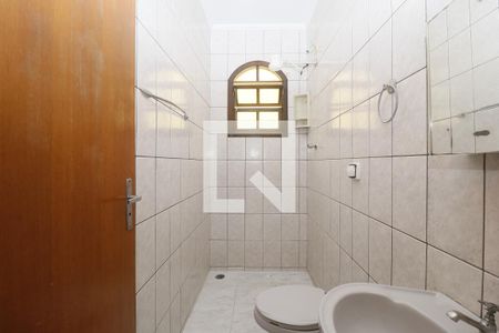 Casa para alugar com 147m², 3 quartos e 2 vagasBanheiro Social