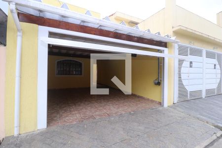 Casa para alugar com 147m², 3 quartos e 2 vagasFachada